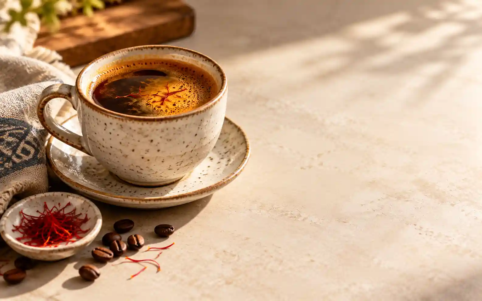خواص قهوه زعفران